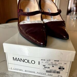 Manolo Blahnik, Burgundy Patent Leather with silk trim/button, 39.5